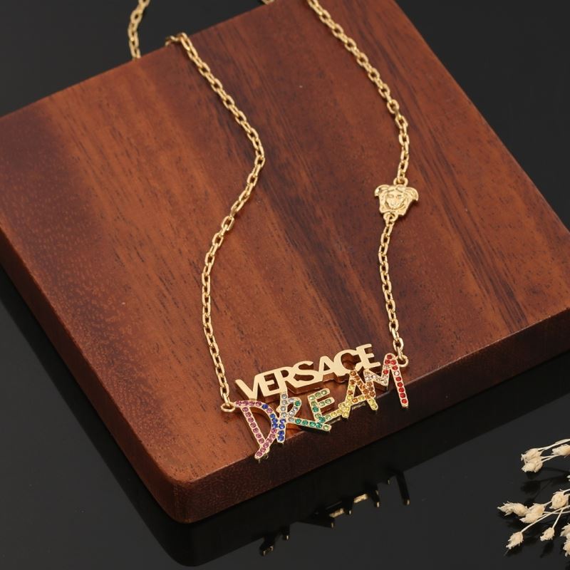 Versace Necklaces - Click Image to Close